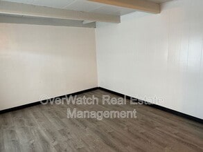 5130 Taku Dr in Anchorage, AK - Building Photo - Building Photo