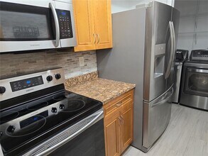 540 Cascade Cir in Casselberry, FL - Foto de edificio - Building Photo