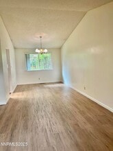 1965 Woodtrail Dr in Sparks, NV - Foto de edificio - Building Photo