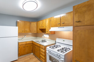 Montgomery Plaza Apartments