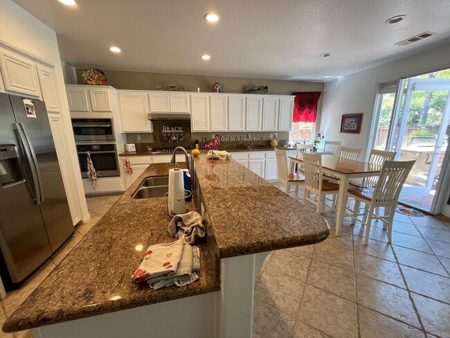 2160 Coast Ave in San Marcos, CA - Building Photo - Building Photo