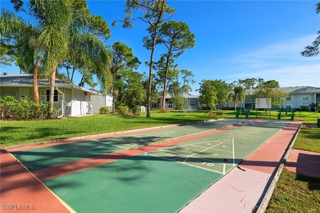 property at 7068 Nantucket Cir