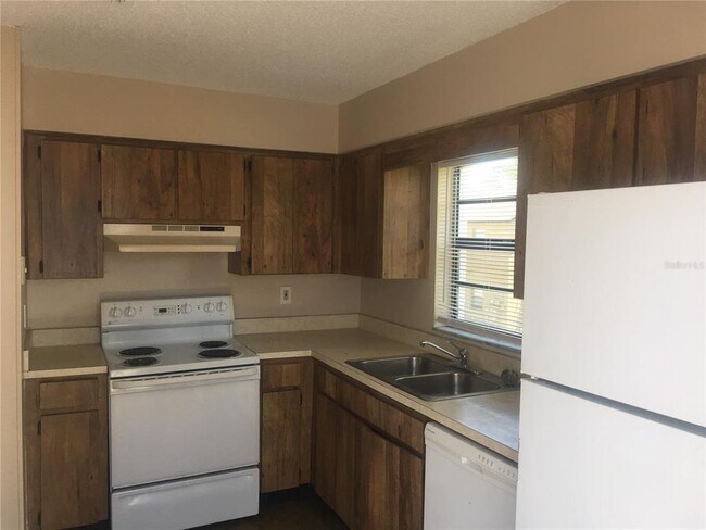 5103 S Clarice Ct in Tampa, FL - Building Photo - Building Photo