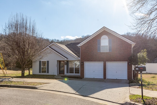 property at 5464 Daniel Ray Dr