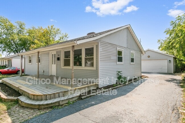 26 Normandy Dr E in Chicago Heights, IL - Building Photo - Building Photo