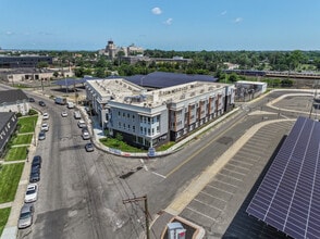 Oliver Station in Camden, NJ - Building Photo - Building Photo