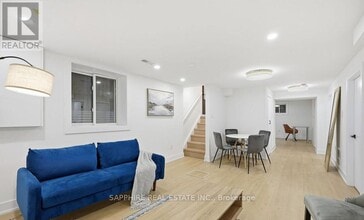 162 Tower Dr in Toronto, ON - Building Photo - Building Photo