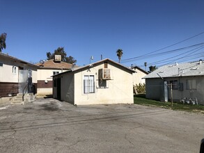 1013 Grace St in Bakersfield, CA - Building Photo - Building Photo