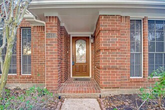 4611 Summer Lakes in Sugar Land, TX - Building Photo - Building Photo