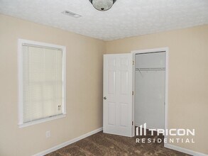 89 Village Dr in Hiram, GA - Building Photo - Building Photo