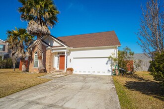 166 Alexander Way in Richmond Hill, GA - Building Photo - Building Photo