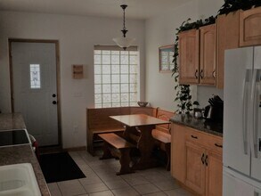 1301 E 2nd St, Unit 1 in Duluth, MN - Building Photo - Building Photo