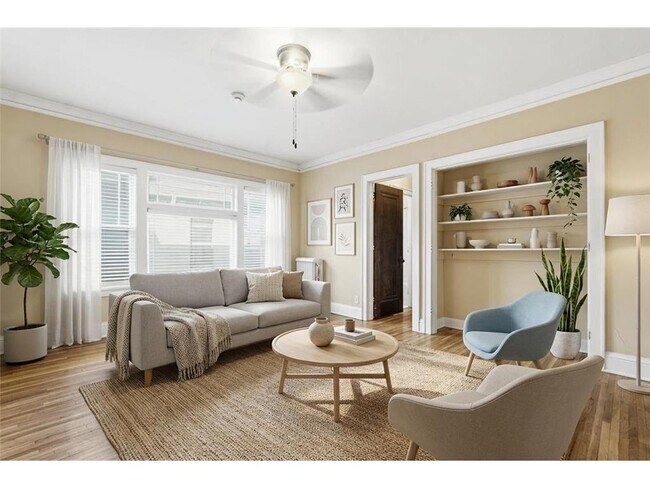 property at 2545 Garfield Ave