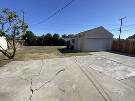 8111 Artesia Blvd in Buena Park, CA - Building Photo