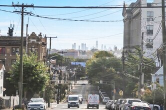 13 2nd Ave, Unit #2 in Newark, NJ - Building Photo - Building Photo