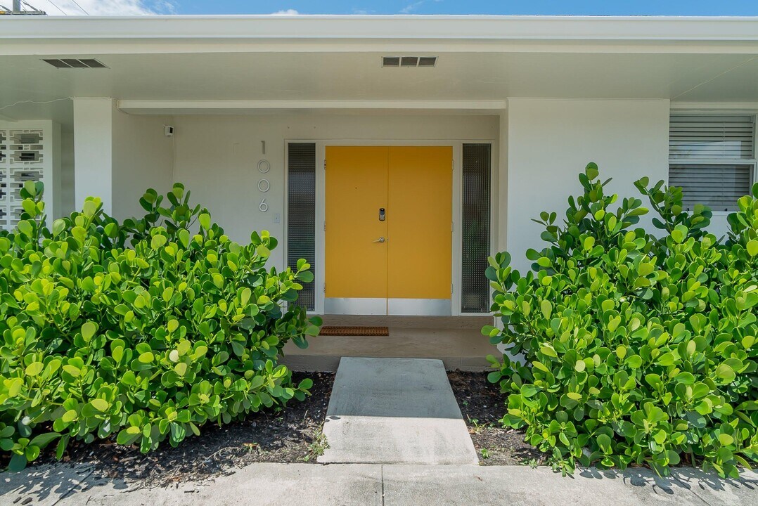 1006-1016 16th Ave N in Lake Worth Beach, FL - Building Photo
