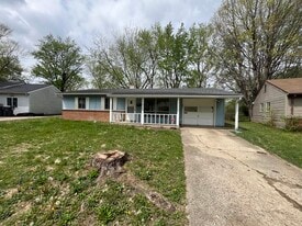 1923 Beverly Ct in Anderson, IN - Building Photo