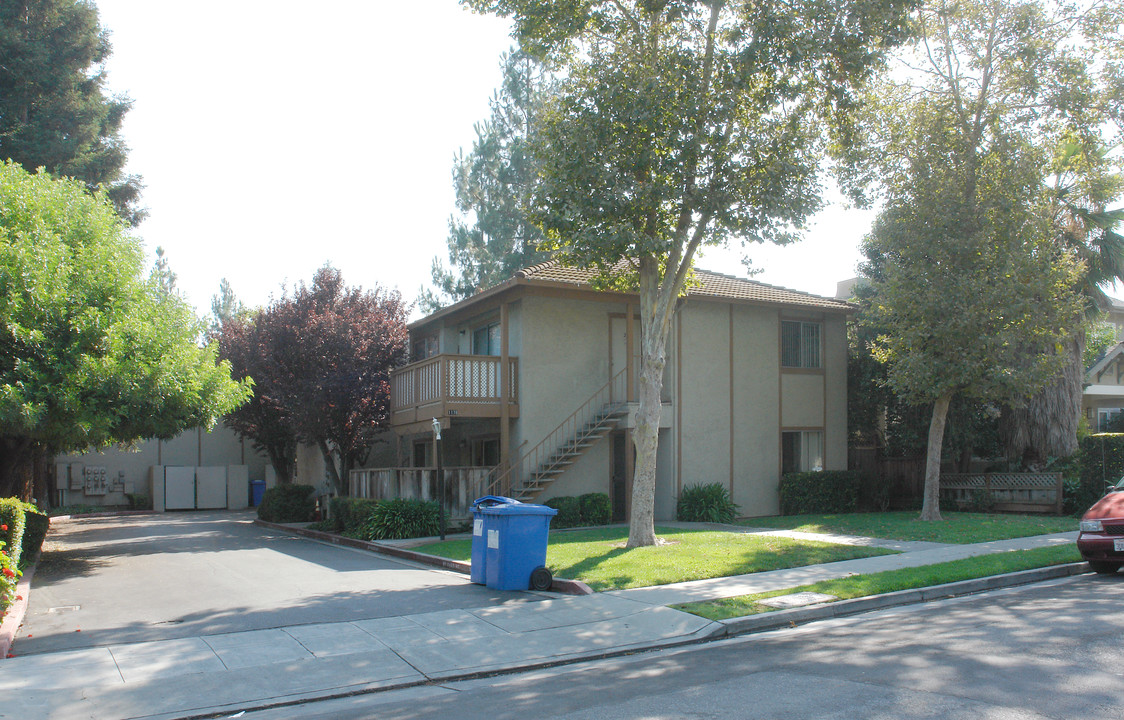 1178 Curtiss Ave in San Jose, CA - Foto de edificio