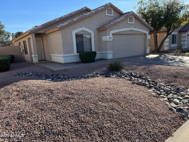 property at 2033 E Saratoga St