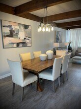 605 Kensington Pl in Wilton Manors, FL - Building Photo - Building Photo