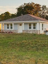 2025 W Bermuda Rd in Avon Park, FL - Building Photo