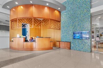 777 N Ashley Dr in Tampa, FL - Foto de edificio - Building Photo