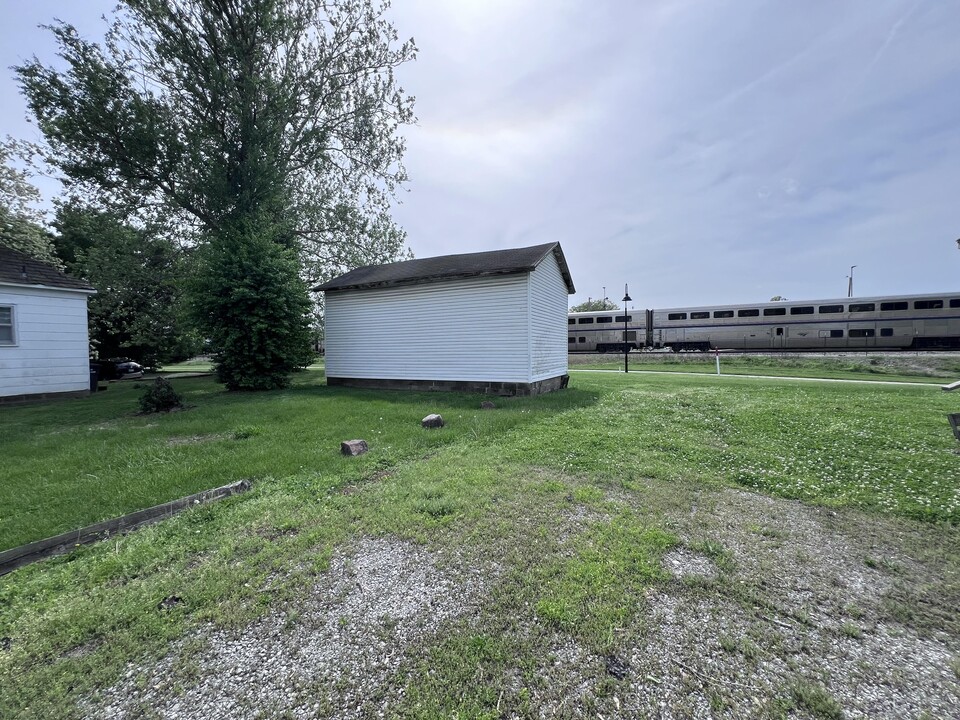 408 S Washington Ave in Sedalia, MO - Building Photo