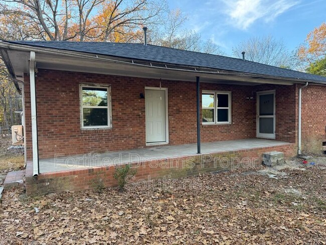 property at 908 Marsh St