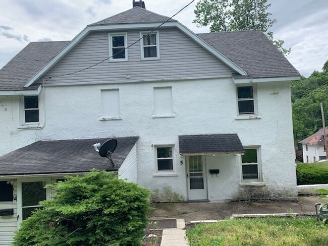 property at 4-5 Cox St