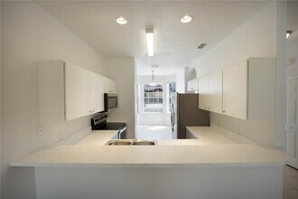1241 S Beach Cir in Kissimmee, FL - Building Photo - Building Photo
