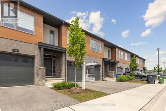 29-36 STEEL Crescent in Guelph, ON - Building Photo - Building Photo
