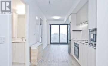 86 Dundas St E in Mississauga, ON - Building Photo - Building Photo