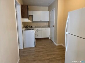 41 Baltic St in Norwich, CT - Building Photo - Building Photo