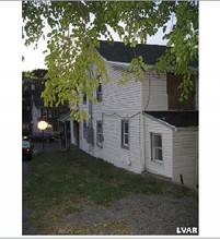 713-715 Wyandotte St in Bethlehem, PA - Building Photo - Building Photo