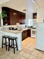 Samoa in Los Angeles, CA - Building Photo