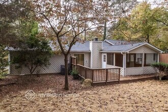 6514 Woodthrush Way in Stone Mountain, GA - Building Photo - Building Photo