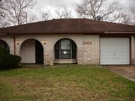 5303 Little John Ln in Katy, TX - Building Photo