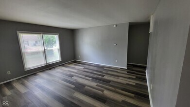 4131 Mellis Dr in Indianapolis, IN - Building Photo - Building Photo