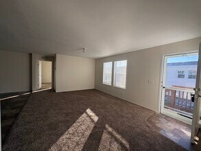 11803 Stoneridge Ct in South Lyon, MI - Foto de edificio - Building Photo