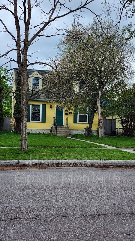 property at 705 S 2nd St W