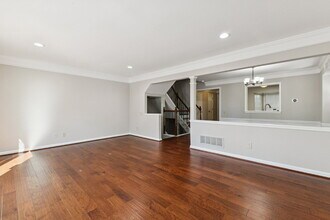 16864 Miranda Ln in Woodbridge, VA - Building Photo - Building Photo