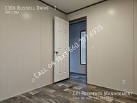 1306 Russell Dr photo'