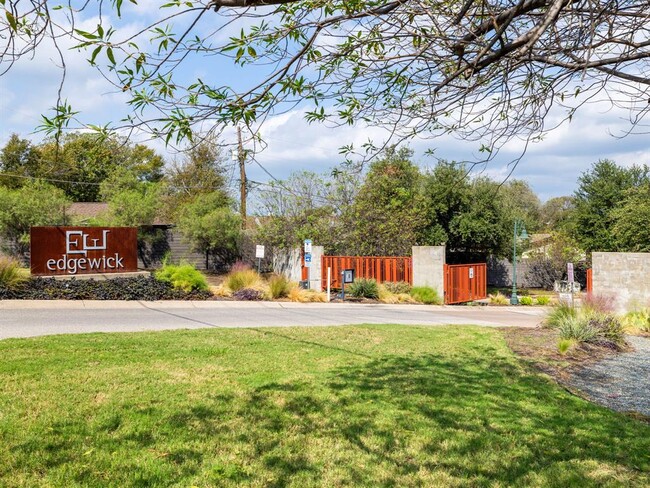 2020 Sager Dr in Austin, TX - Building Photo - Building Photo