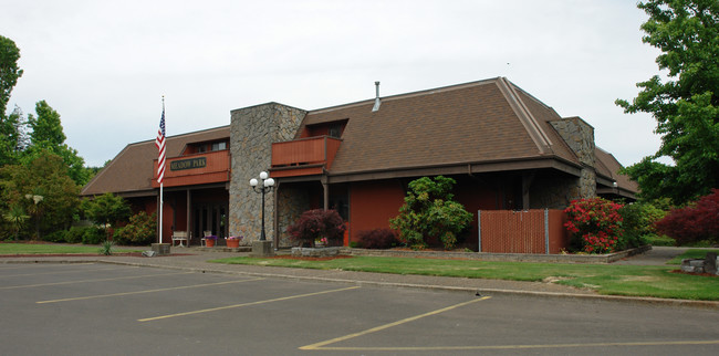 Meadow Park Mobile Estates in Corvallis, OR - Foto de edificio - Building Photo