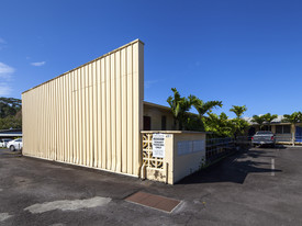 451 Waianuenue Ave Apartments