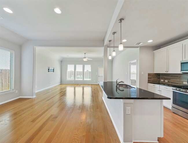 5342 Rue Dela Croix Dr