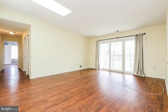 49 Mulberry Ct in Trenton, NJ - Building Photo - Building Photo
