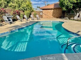 79400 Ave 42, Unit A in Bermuda Dunes, CA - Building Photo