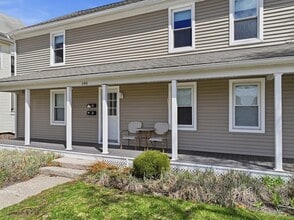 146 Hecla St in Uxbridge, MA - Building Photo - Building Photo