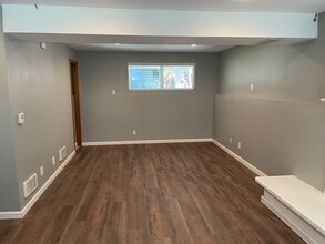 4713 61st Ave W in University Place, WA - Building Photo - Building Photo